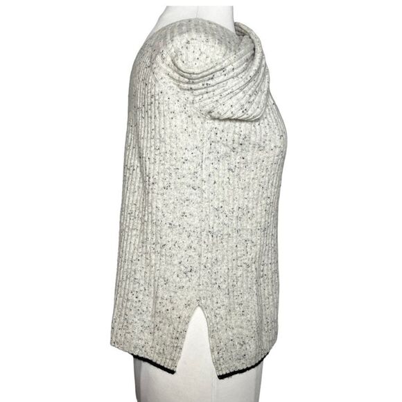 LISA TODD Ribbed Knit Cashmere V-Back Tie Sleeve Sweater Speckled Black & Cream - Picture 3 of 7